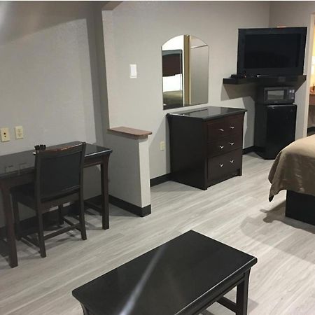 Regency Suites Iah Beltway 8 Houston Bagian luar foto