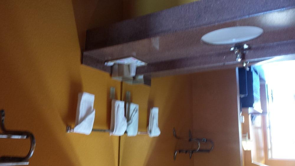 Regency Suites Iah Beltway 8 Houston Bagian luar foto
