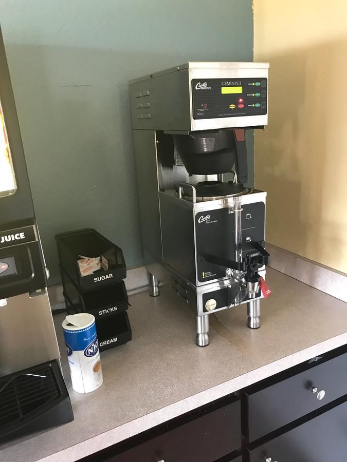 Regency Suites Iah Beltway 8 Houston Bagian luar foto