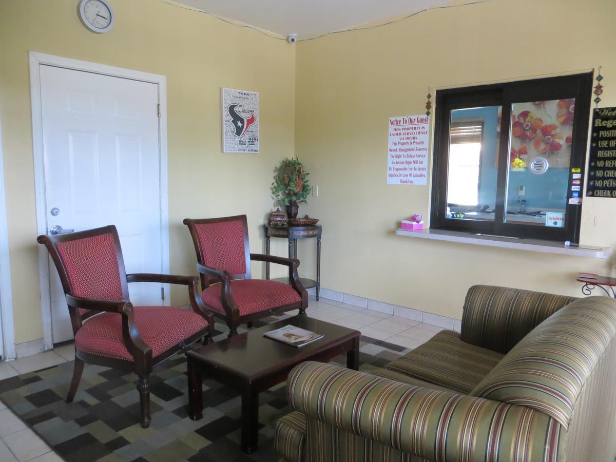 Regency Suites Iah Beltway 8 Houston Bagian luar foto
