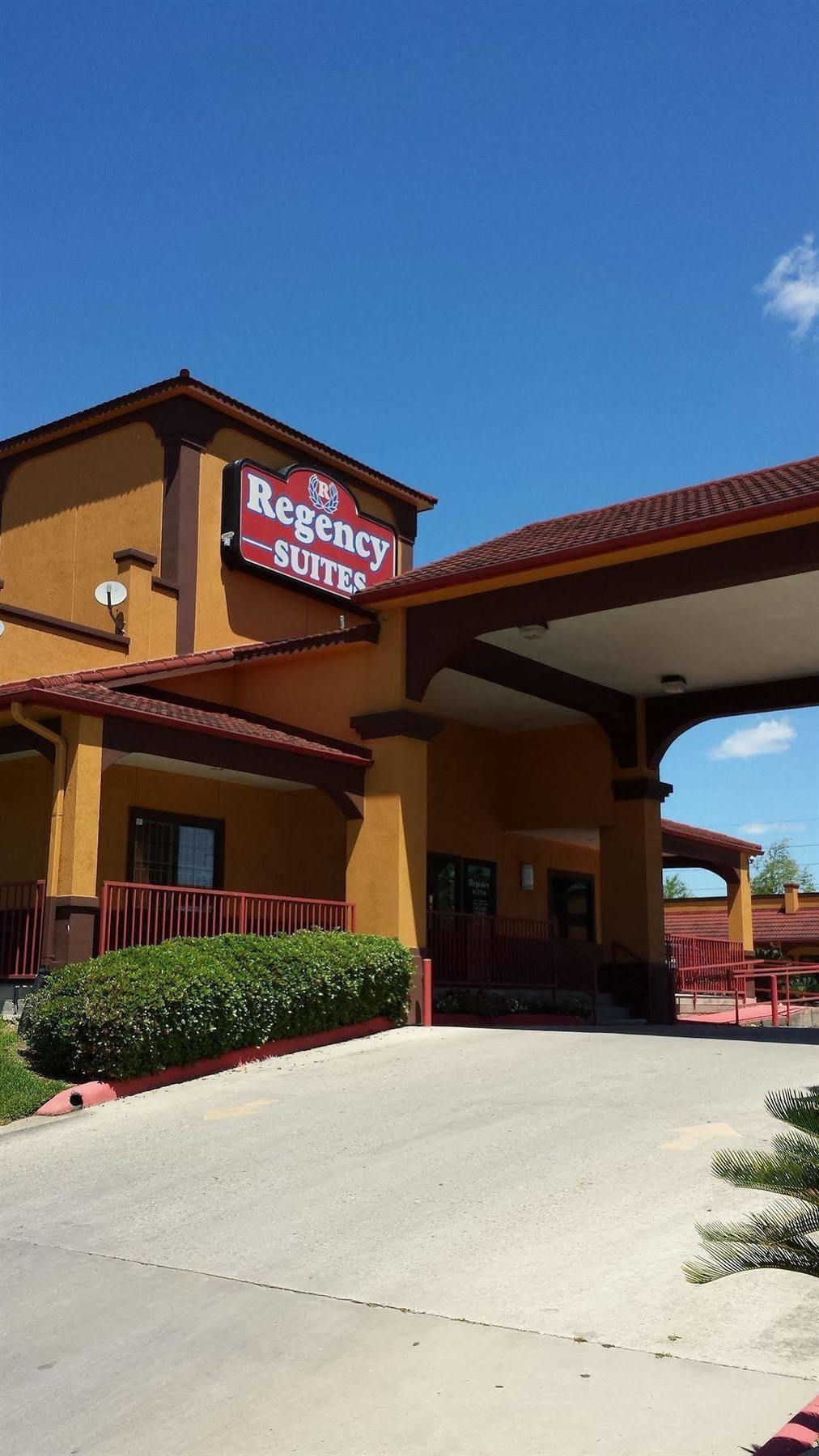 Regency Suites Iah Beltway 8 Houston Bagian luar foto